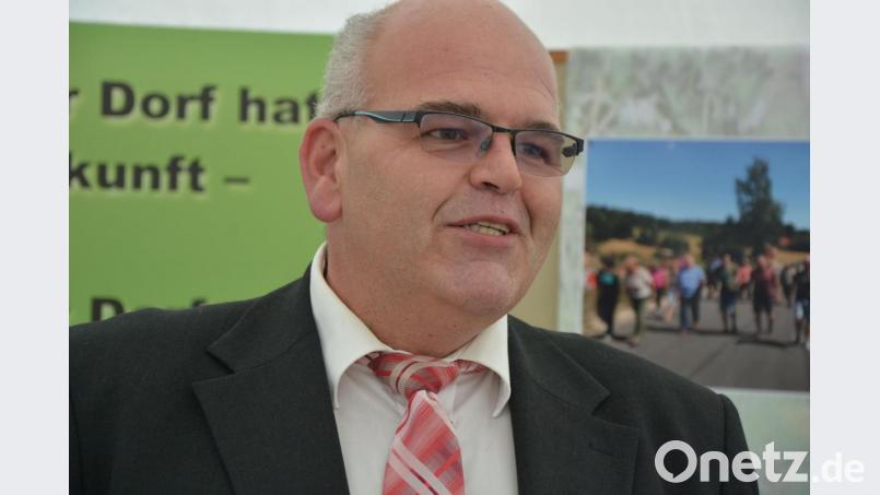 Bürgermeister Klaus Meyer zeigte sich auf seine Maiersreuther stolz. Bild: jr