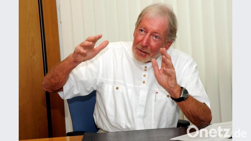 Seine 70 Lebensjahre hindern Dr. Klaus Ebenburger nicht daran, Kommunalpolitik weiterhin mit Leidenschaft zu betreiben. Bild: Stephan Huber