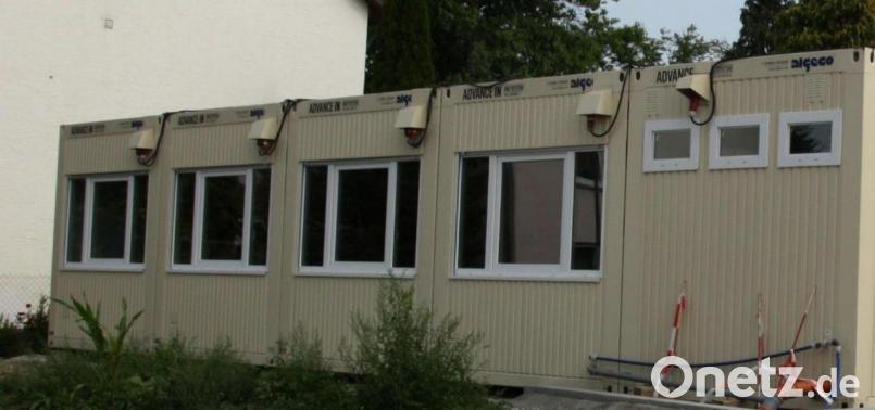 Container kommen im Schulbetrieb immer wieder zum Einsatz. So wie auf diesem Bild aus Schwarzenfeld sollen auch im Sonderpädagogischen Förderzentrum Maxhütte-Haidhof im Ortsteil Leonberg &quot;modulare Raumeinheiten&quot; aufgestellt werden, wie es in der Sprache der Verwaltung heißt. Archivbild: td