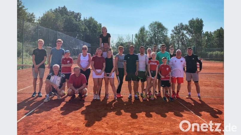 Die Pfreimder Tennis-Abteilung der Spielvereinigung veranstaltete zum Saisonabschluss ein Turnier. Bild: exb