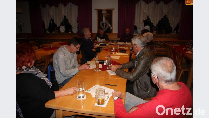 Zufrieden war Bürgermeister und Vereinskartell-Vorsitzender Wolfgang Braun nicht. Das Interesse an der Informationsveranstaltung war überschaubar. Bild: wro