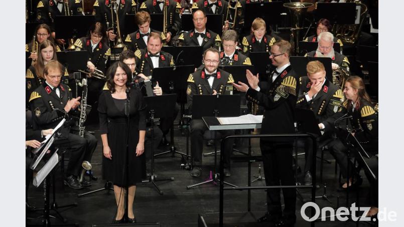 Das Konzert der Knappschaftskapelle mit Heleen Joor im Stadttheater war ein voller Erfolg. Bild: Wolfgang Steinbacher