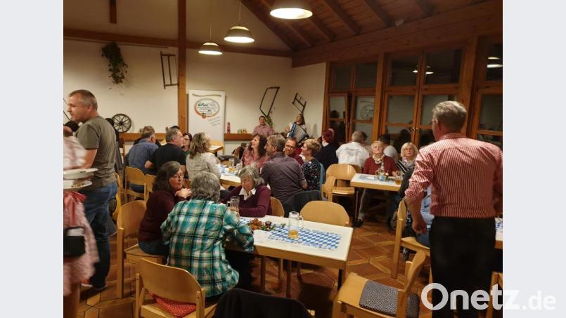 Der fünfte Zoiglabend bei der EAW-Siedlergemeinschaft Hammerweg war wieder ein Erfolg. Bild: exb