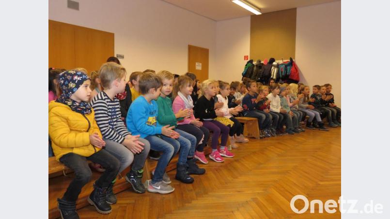 Die Kinder waren sehr aufmerksam bei der Sache. Bild: ubb