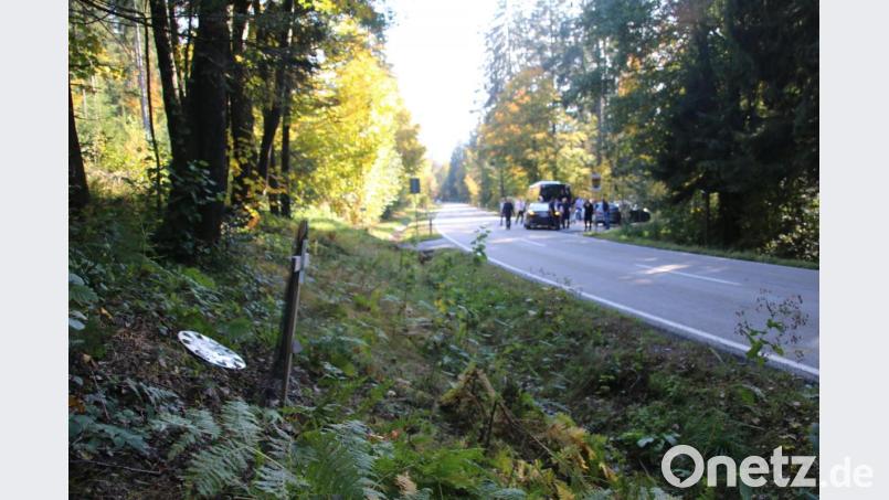 Begehung der Unfallstelle, an der ein 38-jähriger Familienvater sein Leben verlor. Bild: jrh