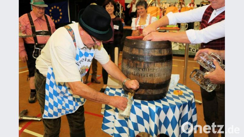 Oktoberfest in La Ville du Bois. Bild: exb
