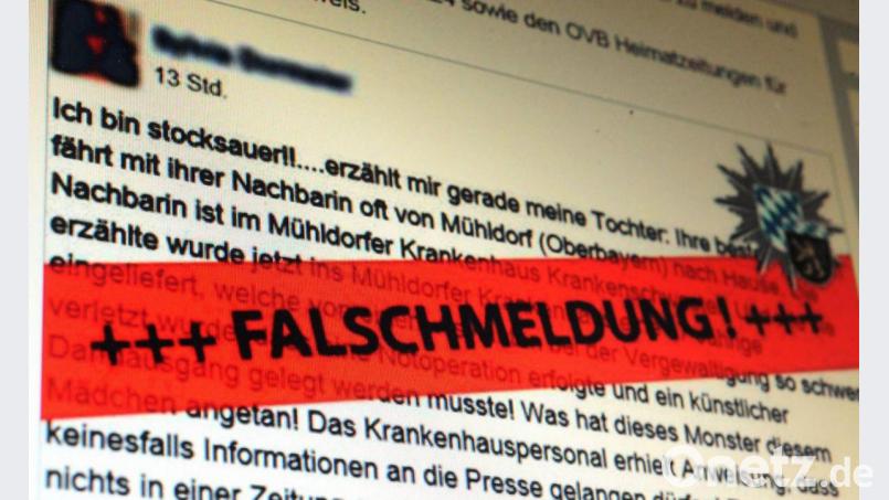 Mit Falschmeldungen in den sozialen Medien hat es die Polizei immer wieder zu tun. In unserem Bild handelt es sich um einen Fall in Oberbayern. Wenn es dann soweit ist, dass die Diskussionen im Netz nicht mehr einzufangen sind, bleibt oft nur noch eine offensive Öffentlichkeitsarbeit in der Presse. Symbolbild: Peter Kneffel/dpa Bildfunk