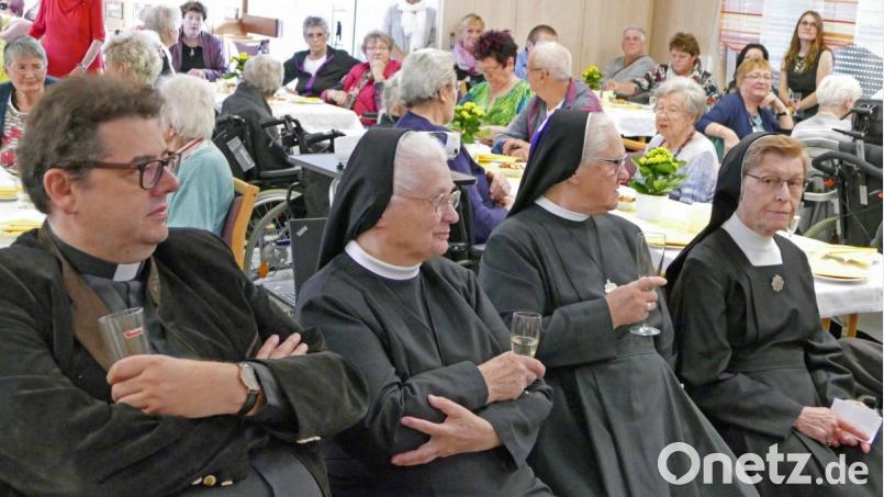 Feier zur Verabschiedung im Speisesaal des Caritas-Hauses St. Barbara Bild: wbe