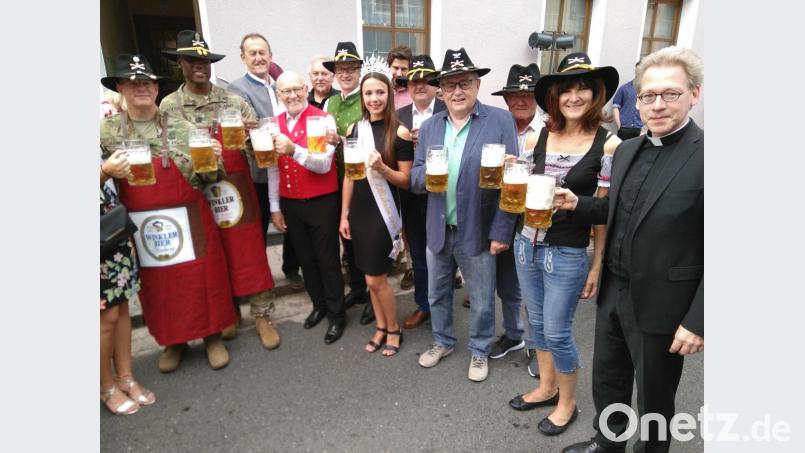 Sowohl amerikanische Gäste aus dem Südlager als auch Besucher aus dem Elsass feierten 2019 beim Marktfest in Hahnbach mit. Archivbild: mma