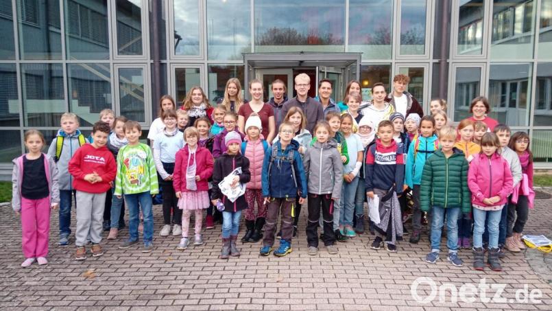 Die 32 Kinder sind nun gewappnet für kleinere Notfälle. Bild: exb/Ulrike Kraus