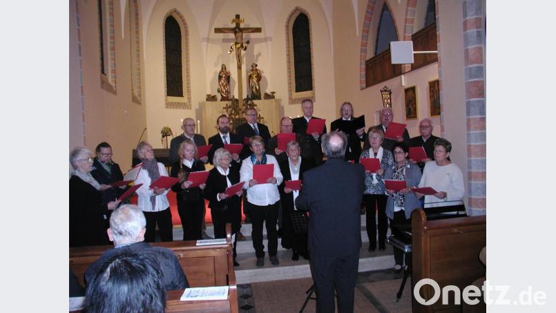 Heinz Schmidt leitete den Chor der Musikfreunde Kirchenlaibach-Speichersdorf (Foto) wie auch die Chorgemeinschaft Trabitz /Neustadt am Kulm. Bild: ld
