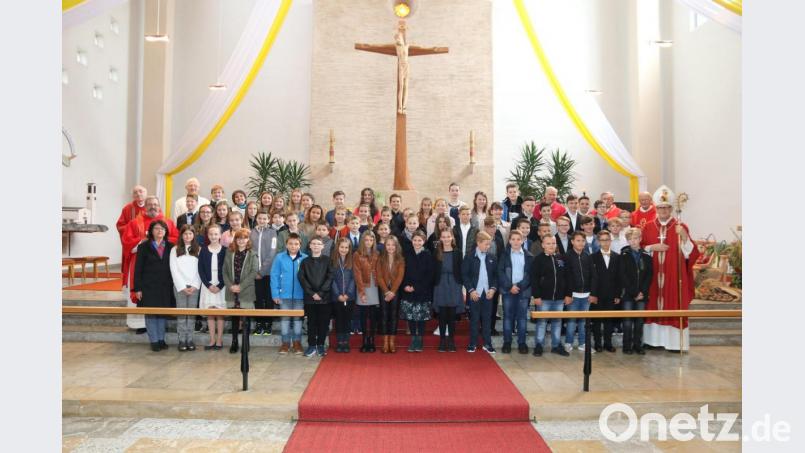 Die Firmlinge der Pfarreiengemeinschaft Oberköblitz Wernberg. Bild: exb