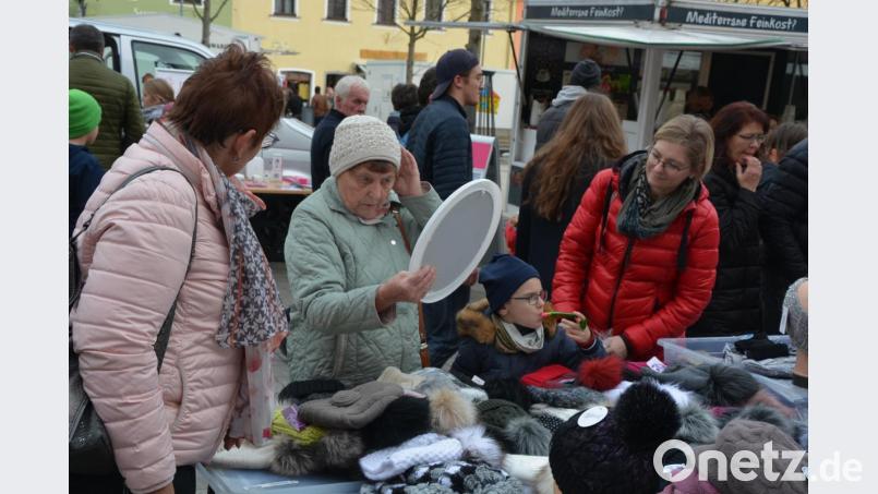 Beim Kirchweihmarkt am Sonntag In Tirschenreuth. Bild: jr