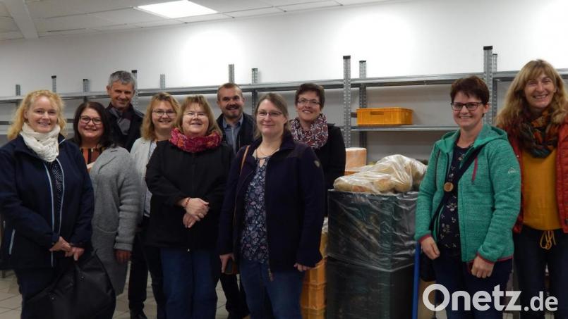 Tief beeindruckt zeigen sich Pfarrgemeinderäte und Mitglieder der Kirchenverwaltungen aus der Pfarreiengemeinschaft Speinshart/Schlammersdorf (Bild) von den Leistungen der Tafel Bayreuth und vom Einsatz der ehrenamtlichen Helfer. Bild: do