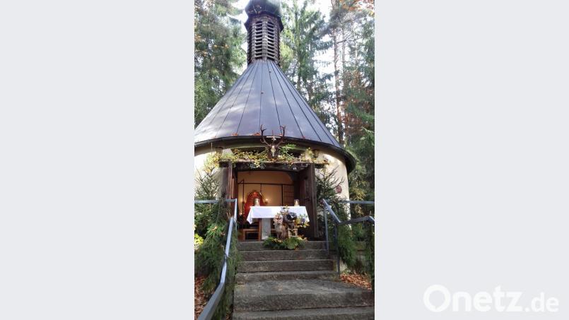 Die Marienkapelle ist zur Messe herausgeputzt worden. Bild: gra