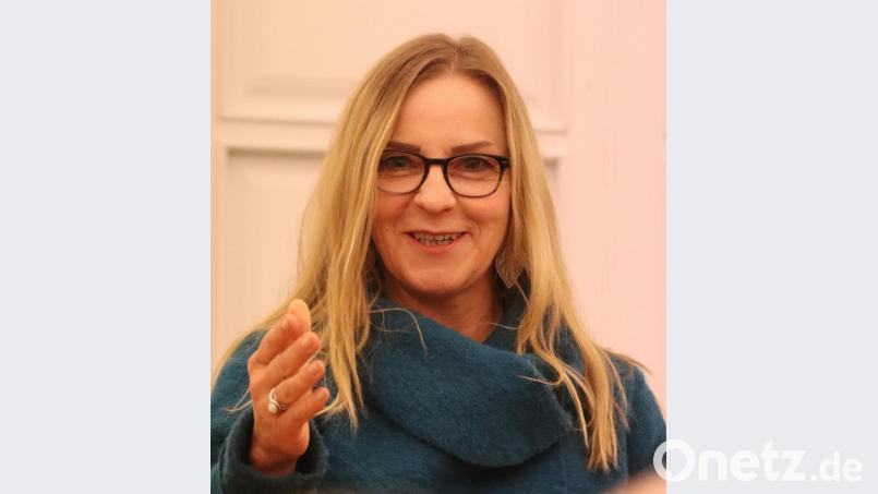 Die Regensburgerin Lisa Weichart machte deutlich: Richtig Vorlesen ist eine Kunst. Sie beherrscht sie bestens. Bild: mfh