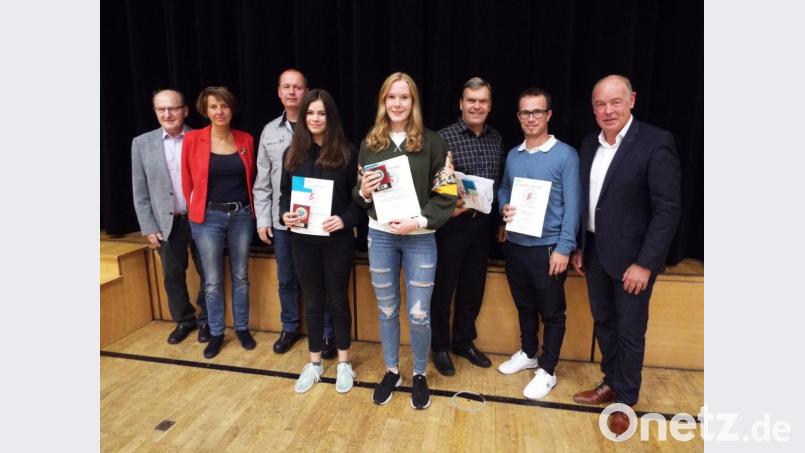 Die Einzelsportler erhielten Anerkennung für Gold und Silber Bild: e