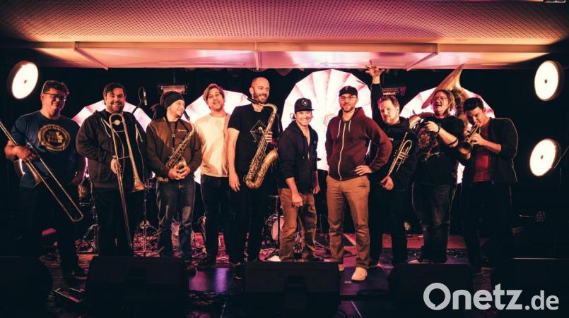 Die "Youngblood Brass Band" in der "Sünde". Bild: exb/Jens Bodenstein