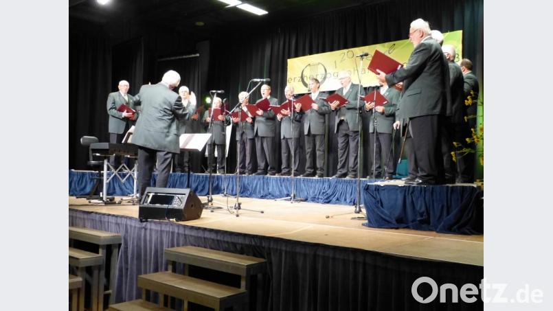 Gerne war der Buchtal-Chor nach Straß gereist, um das Konzert des Erzherzog-Johann-Chores zu bereichern. Bild: exb/Winfried Schwarz