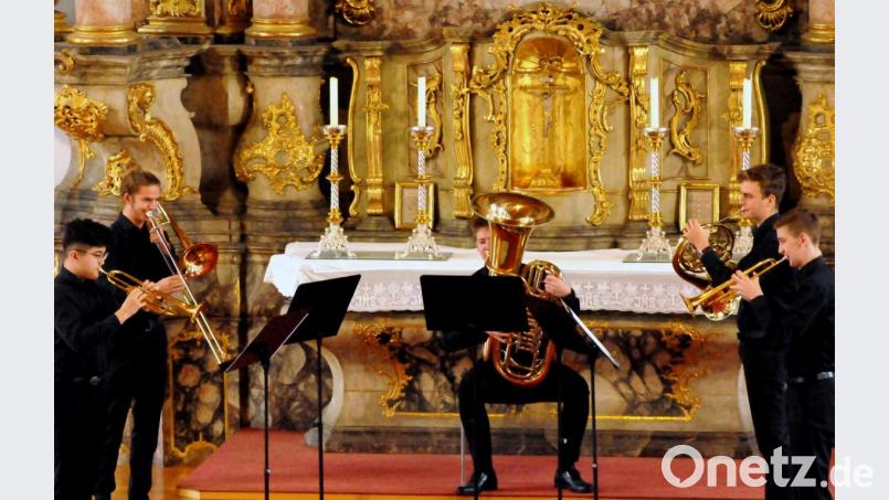 Die jungen Künstler aus Bayern gaben nach dem Kammermusikkurs drei Konzerte im Kongregationssaal. Bild: Stephan Huber