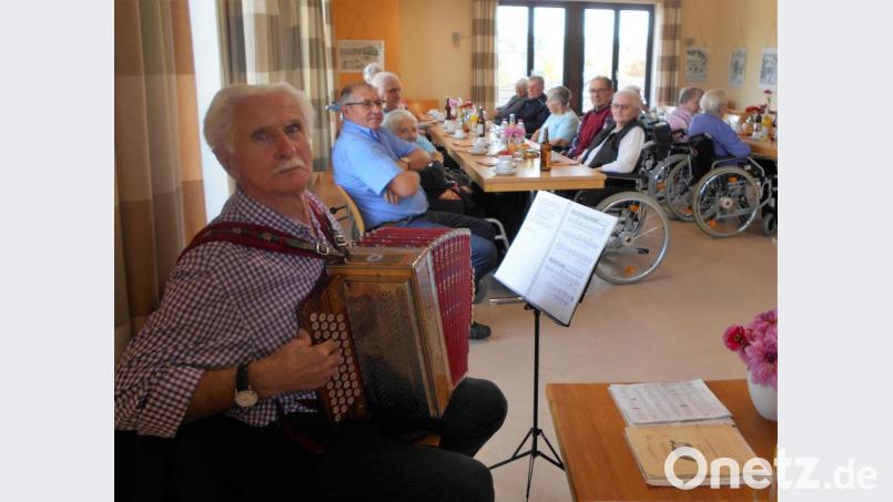 Richard Hauser spielte auf seiner Steirischen. Bild: exb