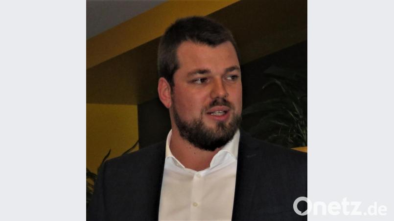Ludwig Bundscherer berichtete über den &quot;Schott Chat&quot;, eine Art internes WhatsApp für die Mitarbeiter des Konzerns. Er sprach dabei auch den Bau des neuen Werks in China an. Bild: ubb