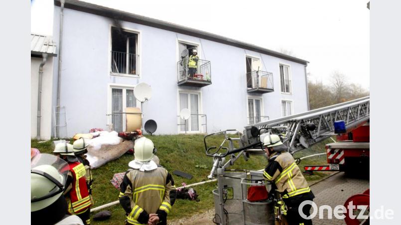 Brand in einer Asylbewerberunterkunft in Teublitz. Bild: Hirsch