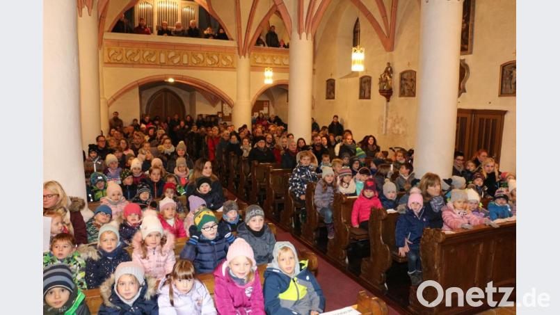 Die Pfarrkirche St. Margaretha gab es keinen freien Platz mehr. Bild: rpp