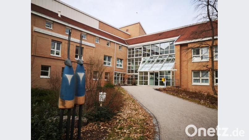 Am Mittwoch, 13. November, und am Montag, 18. November, werden Teile der Beschäftigten der Asklepios-Klinik Lindenlohe in den Ausstand treten. Ziel ist ein Tarifvertrag. Bild: Thomas Dobler