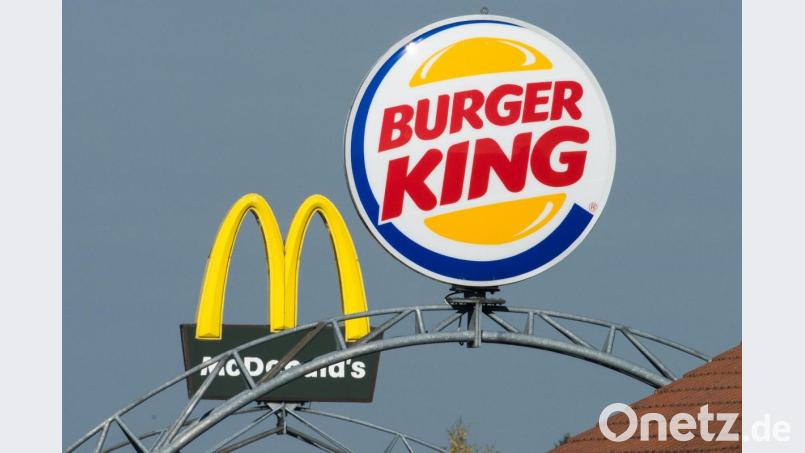 McDonald's und Burger King setzen zunehmend auf fleischlose Alternativen. Archivbild: Peter Kneffel/dpa