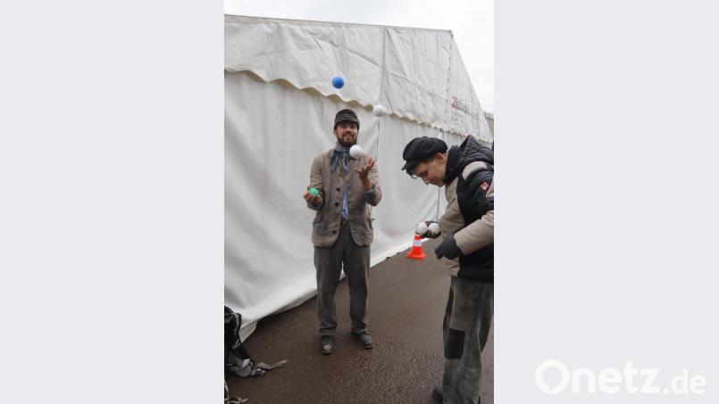 Warten auf den nächsten Einsatz vor der Kamera. Bild: mfh