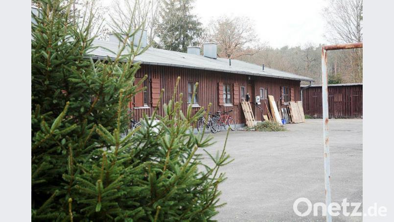 Diese Baracken der Obdachlosenunterkunft in der Schustermooslohe sollen weichen. Stattdessen könnten hier Apartments auf zwei Etagen entstehen. Bild: Gabi Schönberger