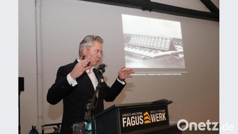Ambergs Baureferent Markus hat den Eröffnungsvortrag zur Ausstellung &quot;Der Arbeit Paläste bauen - Die erste und letzte Fabrik von Walter Gropius&quot; gehalten. Im Juni gastiert die Schau in Amberg. Bild: exb