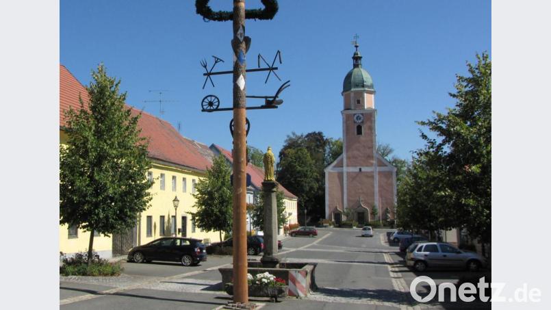 Ansicht des Winklarner Marktplatzes. In einer Terminsitzung haben die Vereine aus dem Markt und seinen Ortsteilen die kommenden Monate durchgeplant und mit verschiedenen Veranstaltungen gefüllt. Archivbild: Gerhard Götz
