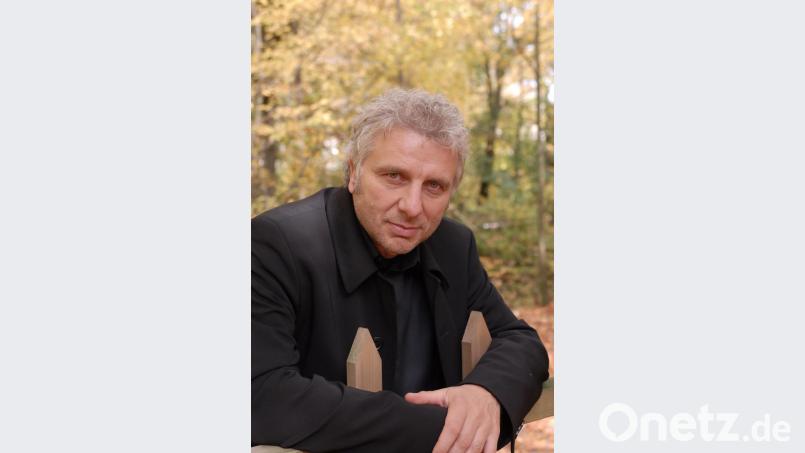 "Tatort"-Kommissar Udo Wachtveitl liest am 30. November die Texte von Robert Hültner Bild: BR/Bavaria Fernsehproduktion/Stephen Power