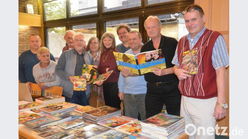 Als Motoren der Deutschen Comic-Szene gelten (von rechts) Uli Narr aus Weiden und Gerhart Renner. Bild: Kunz