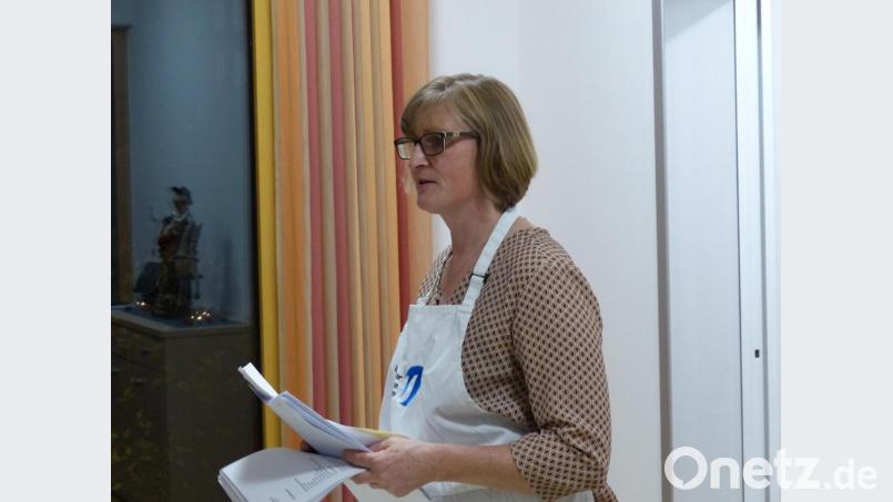 Marianne Paulus gibt das Wintermenue bekannt Bild: hme