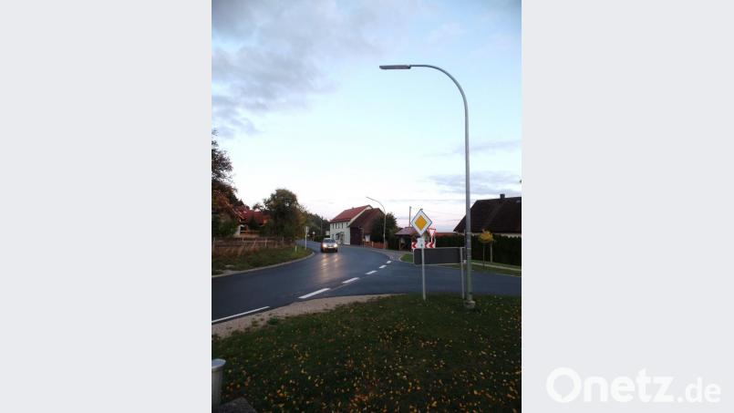 Die alten Straßenbeleuchtung im Gemeindegebiet soll LED weichen. Bild: br