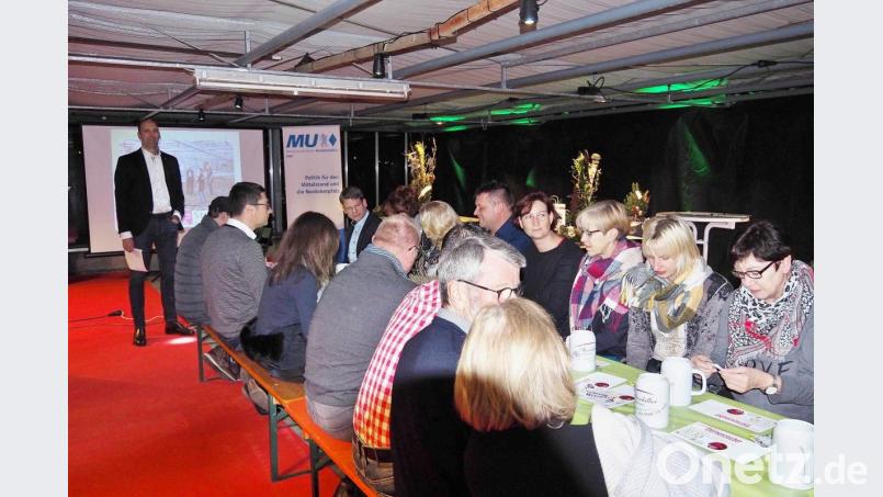 Mittelstandsunion-Kreisvorsitzender Harald Gollwitzer begrüßt
die Gäste mit einem Grundsatzreferat. Bild: Bühner