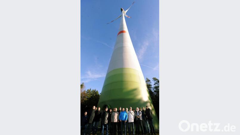 In Witzlricht stehen seit 2011 zwei Enercon-Windräder. Sie arbeiten laut Betreiber zuverlässig und rentabel. Bild: gf