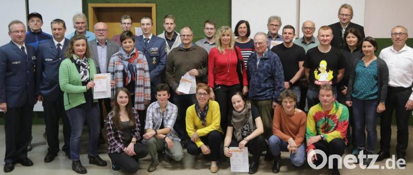Die erfolgreichen Sportler stellten sich zum Gruppenbild. Bild: Wolfgang Steinbacher