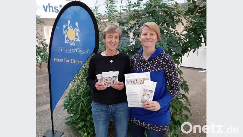 Gisela Sassenhausen (links) und Anita Kinscher sind die Elterntalk-Verantwortlichen. Bild: Christine Hollederer