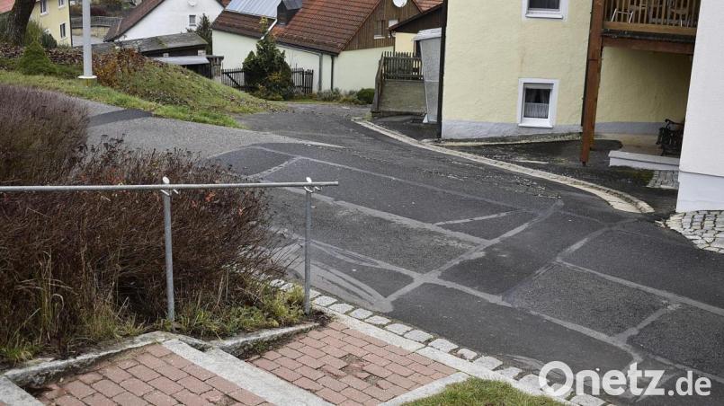 Vorschlag von Treppen im oberen Bereich des Pfarrwegs. Bild: Karl Schwemmer