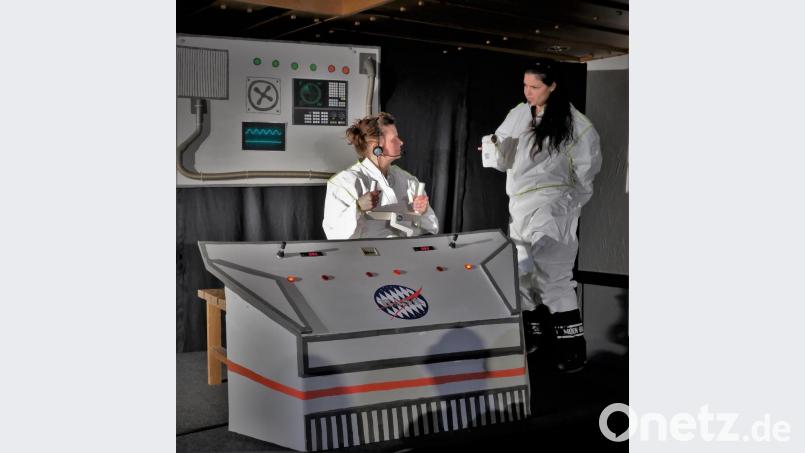 Karin Ruhland und Marina Bauderer in &quot;Die bayerische Marsmission&quot; (von links) Bild: twi