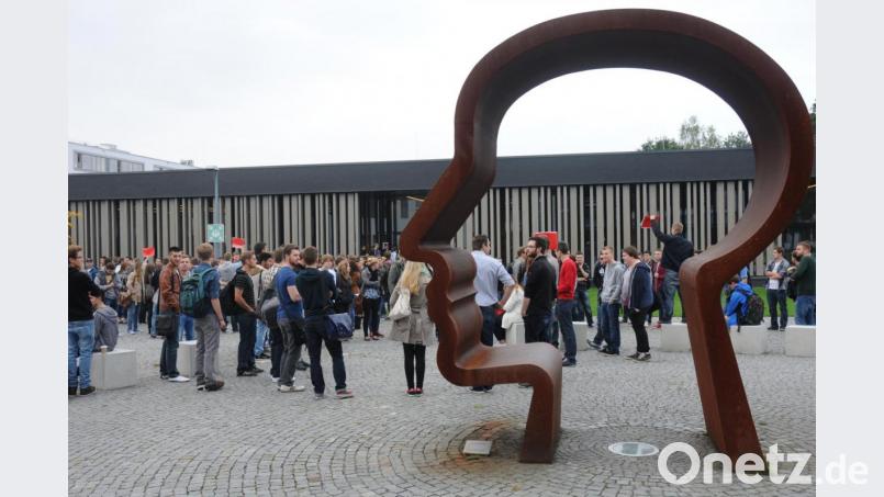Was bewegt Weiden und die Weidner? Das ist die zentrale Frage, welche die Studenten mit ihrer Umfrage beantworten möchten. Bild: Stephan Huber