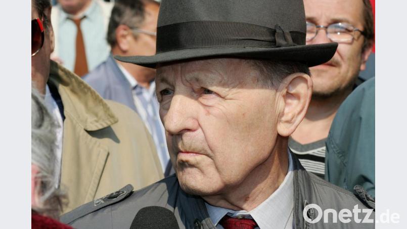 Einer der Entscheidungsträger in den 80ern: Ex-Generalsekretär Miloš Jakeš (aufgenommen 2014). Auch er bekam heute, am 26.11.2019, Besuch von den Ermittlungsbehörden. Bild: agentur_dpa