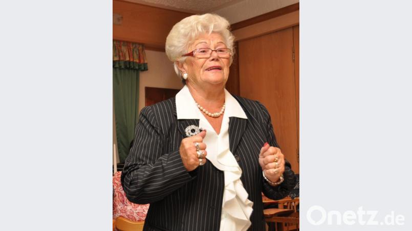 Lotte Hofmann leistet für die Senioren ein unglaubliches Pensum. Dafür erhielt sie in der Sitzung des Jugend-, Tourismus- und Kulturausschusses viel Lob. Archivbild: dob