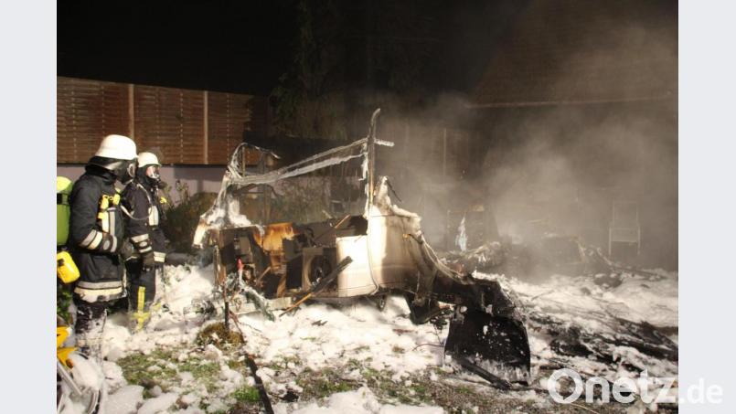 Im Kreis Regensburg ist ein Wohnwagen explodiert und vollständig abgebrannt. Bild: Alexander Auer