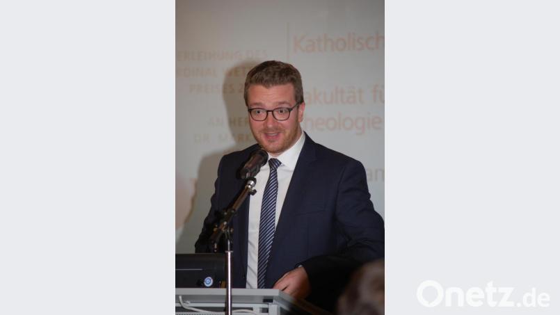 Markus Weißer gab bei der Preisverleihung einen Einblick in seine Dissertation. Bild: gib