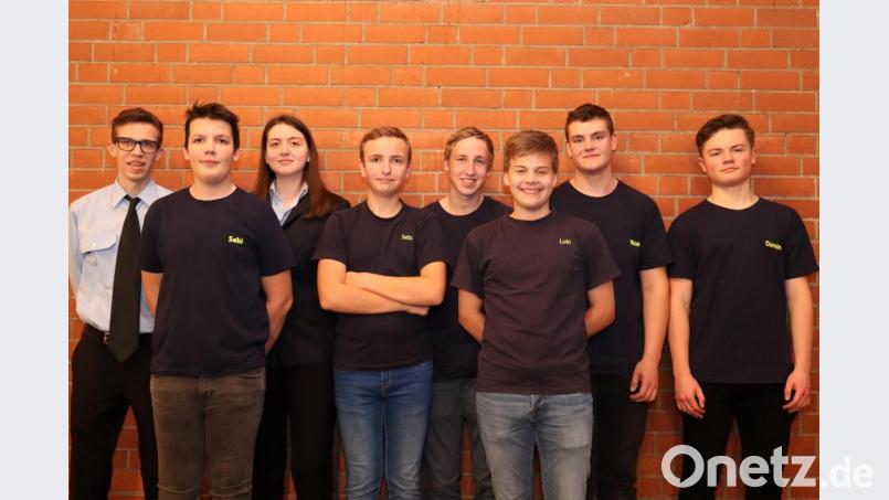 Die erfolgreichen Raigeringer Jugendfeuerleute (von links): Fabian Erras, Sebastian Jana, Sophie Jana, Sebastian Kalla, Marcel Opeldus, Lukas Erras, Nico Pröm und Dominik Markieton. Bild: Christian Pöhlmann